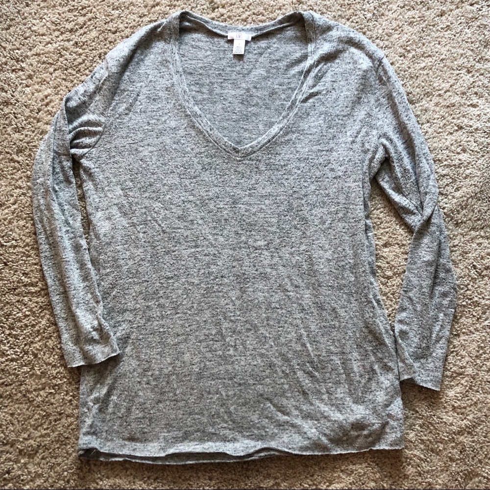 BP women’s small super soft gray v-neck sweater